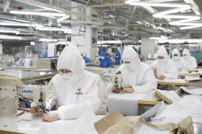 南山!道恩!龍口企業(yè)又緊急出手!火速生產(chǎn)防護(hù)服!加快上馬口罩生產(chǎn)線