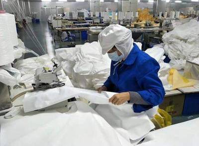 武漢開(kāi)發(fā)區(qū)一停工企業(yè)無(wú)限期開(kāi)工生產(chǎn)醫(yī)療防護(hù)品